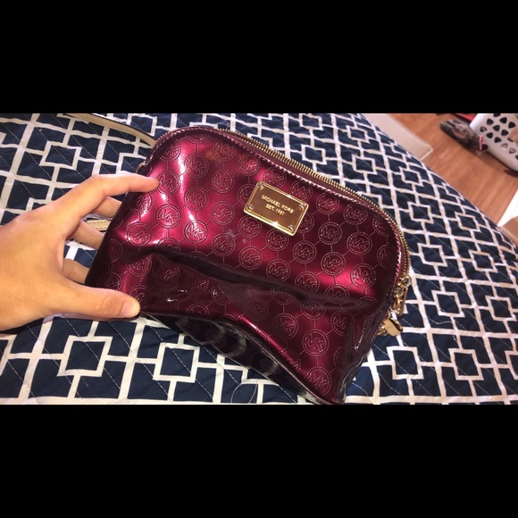 Michael Kors Handbags - Michael Kors